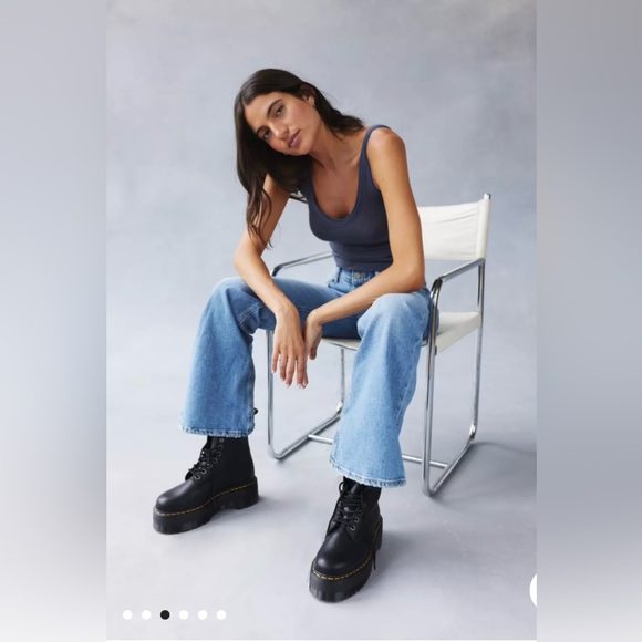 ☀️Boho BDG Low-Rise Flare Jeans- No longer avaible in stores❣️☀️ - Picture 3 of 5